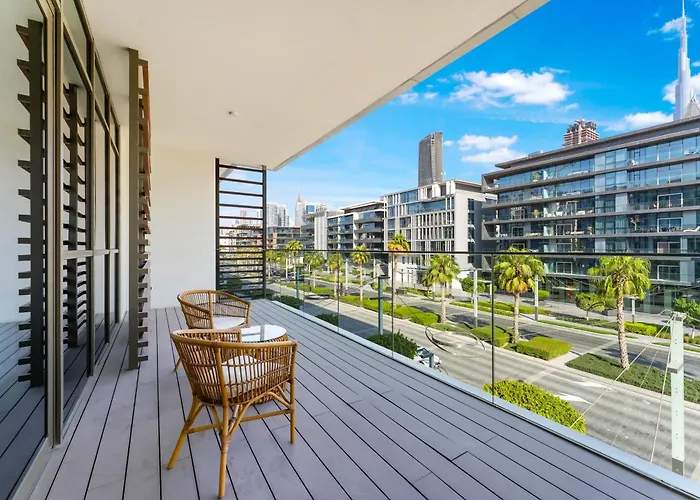 Fam Living - City Walk - Urban Staycations